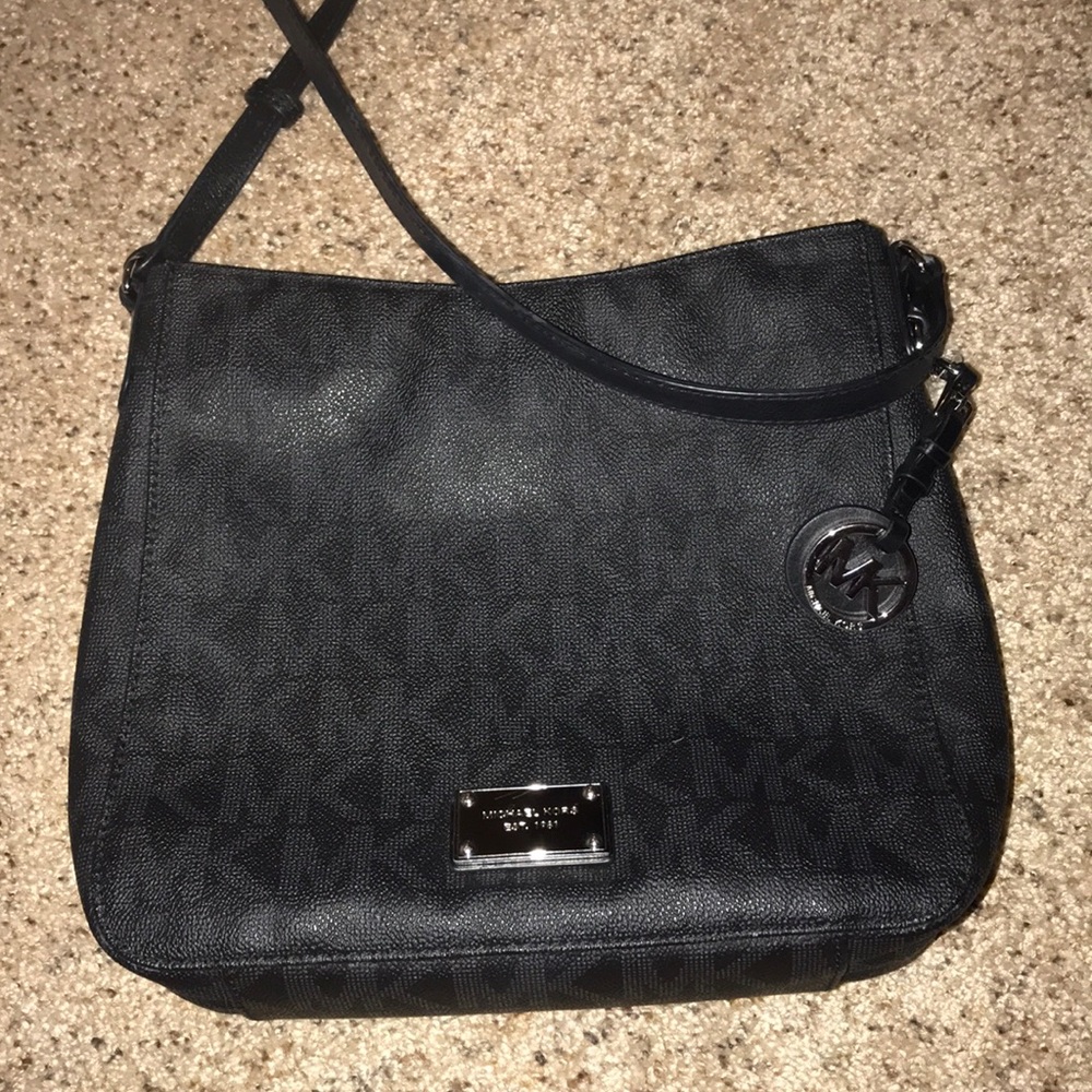 Authentic Michael Kors Crossbody handbag